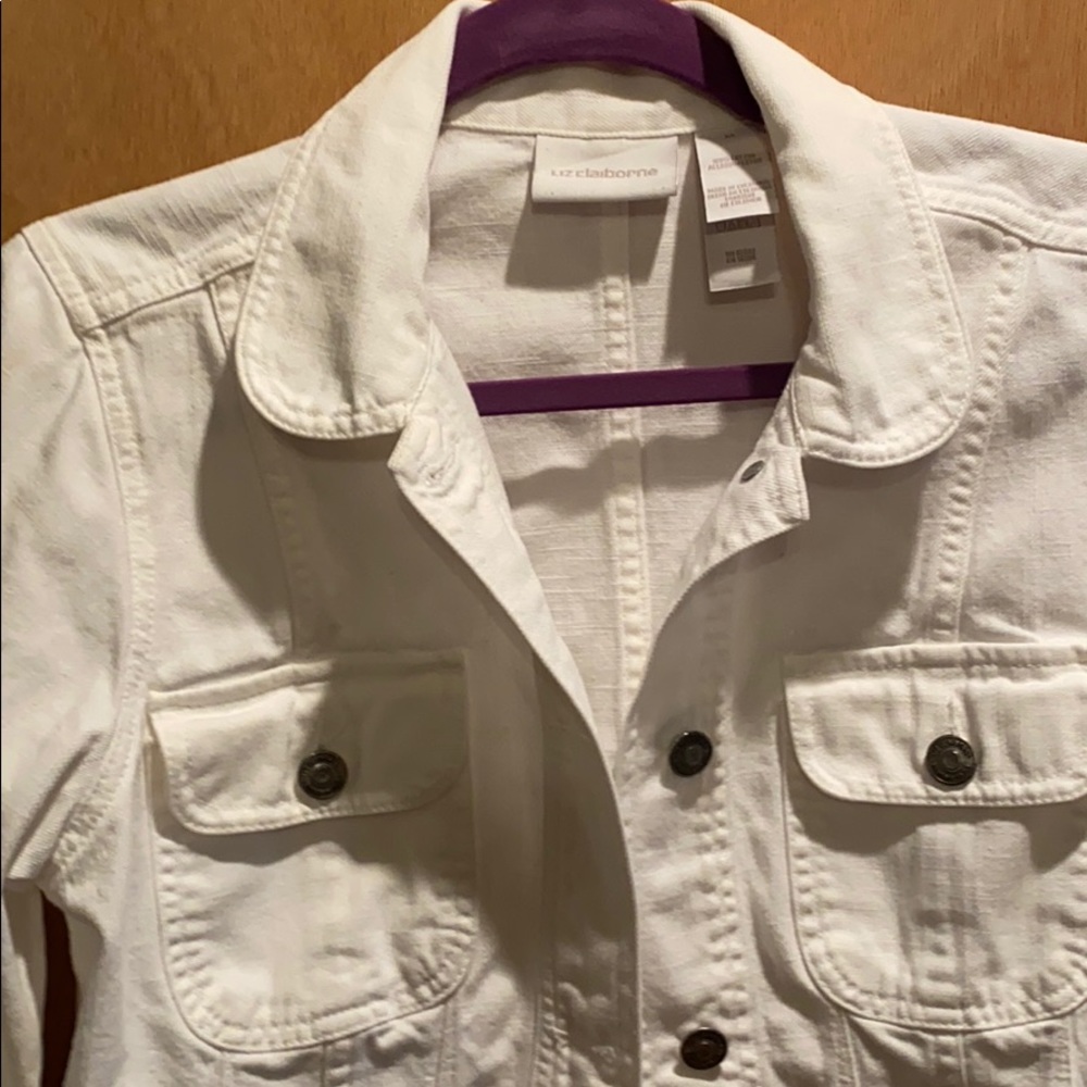 Jean jacket white Med Liz Claiborne EUC - Picture 2 of 4